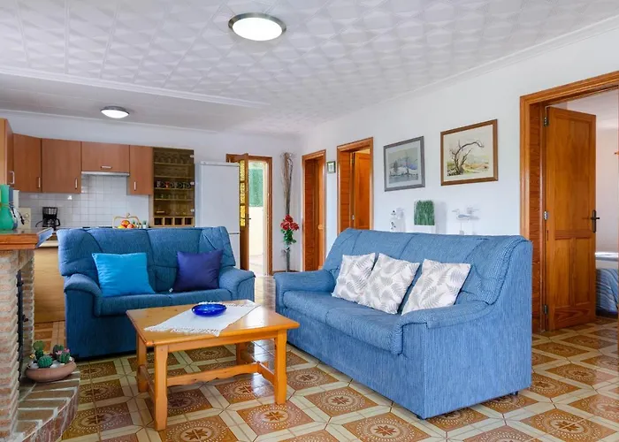 Yourhouse Oratge With Pool